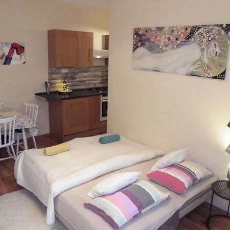 Heart Of Pecs Apartman Free Parking Oda fotoğraf