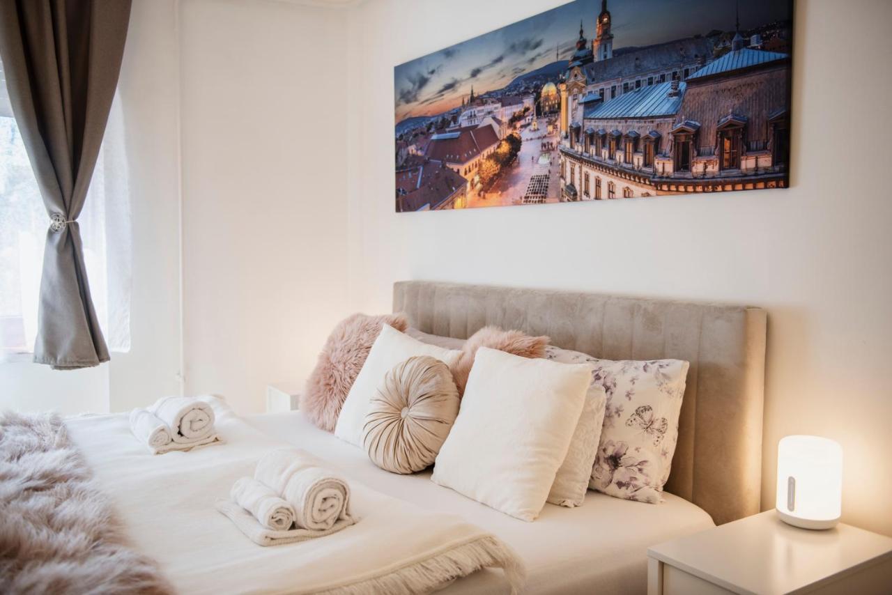 Heart Of Pecs Apartman Free Parking Dış mekan fotoğraf