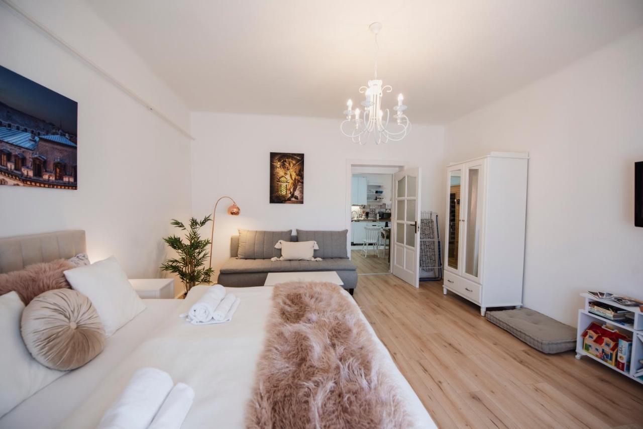 Heart Of Pecs Apartman Free Parking Dış mekan fotoğraf