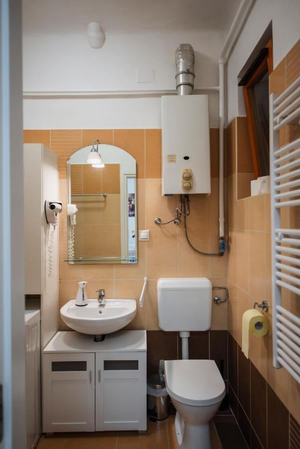 Heart Of Pecs Apartman Free Parking Dış mekan fotoğraf